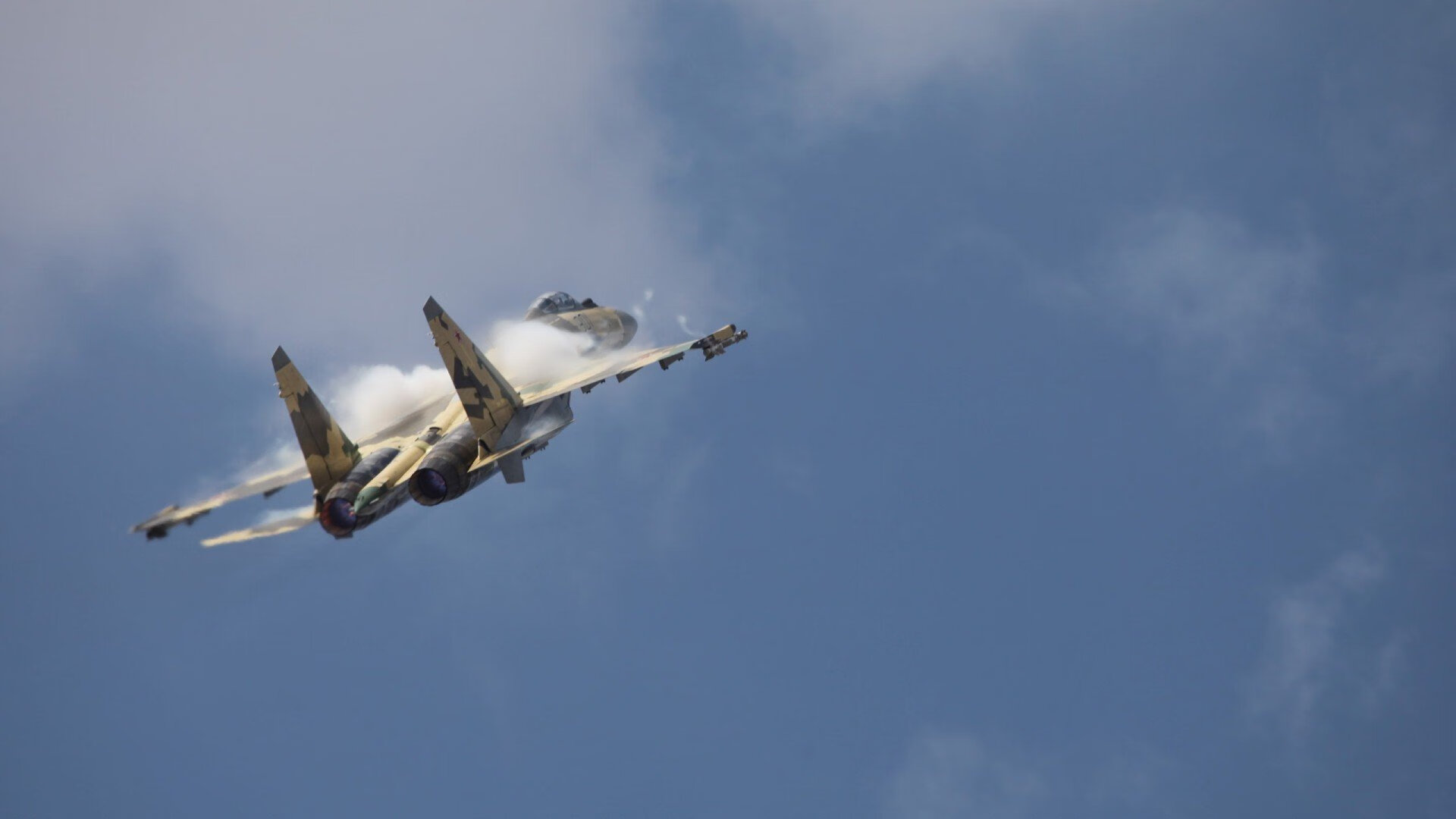 赛后休息安排合理全队迅速恢复为下场比赛积蓄能量，赛后工作安排